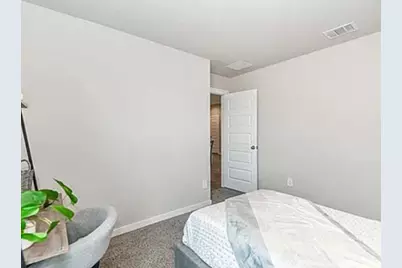 107 Bunker Hill Court, Anahuac, TX 77514 - Photo 13