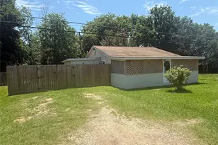 11874 Vanwood St, Willis, TX 77318 - Photo 1