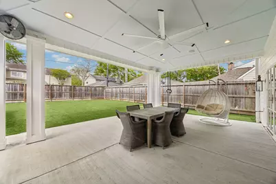 14338 Cindywood Drive, Houston, TX 77079 - Photo 31