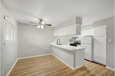 1529 Wirt Road #20, Houston, TX 77055 - Photo 1