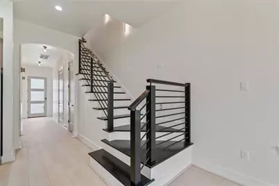 4353 Clover Street, Houston, TX 77051 - Photo 3