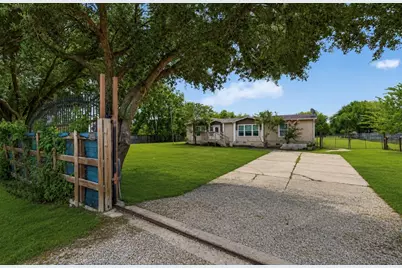 6023 Cheryl Lane, Rosharon, TX 77583 - Photo 1