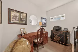 1607 W Rose Terrace Ln, Houston, TX 77055 - Photo 25