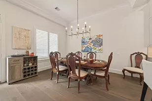 1607 W Rose Terrace Ln, Houston, TX 77055 - Photo 7