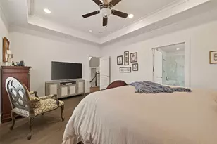 1607 W Rose Terrace Ln, Houston, TX 77055 - Photo 19