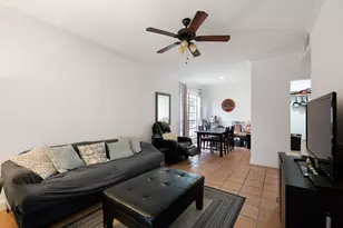 8055 Cambridge St, Houston, TX 77054 - Photo 3