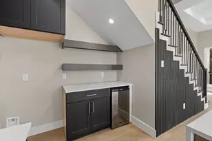 5002 Sunbeam St, Houston, TX 77033 - Photo 15