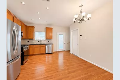 214 Plaza Del Sol Park, Houston, TX 77020 - Photo 7