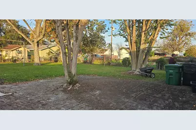 6714 Cotton Drive, Houston, TX 77092 - Photo 7