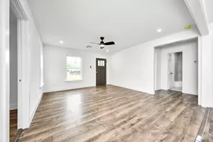 411 S Pine Rd, Texas City, TX 77591 - Photo 5