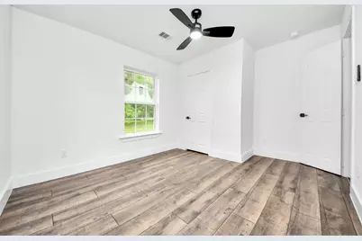 411 S Pine Road, Texas City, TX 77591 - Photo 15