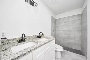 411 S Pine Rd, Texas City, TX 77591 - Photo 11