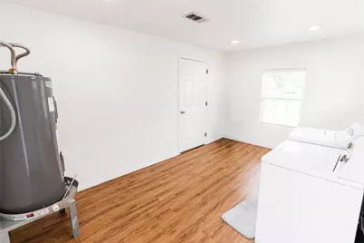 119 S Carroll Street, La Porte, TX 77571 - Photo 19