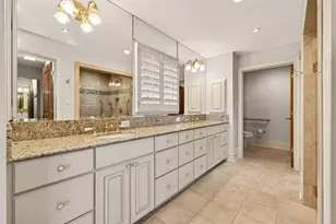 1109 Harbor View Dr, Galveston, TX 77550 - Photo 25