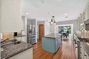 1109 Harbor View Dr, Galveston, TX 77550 - Photo 19