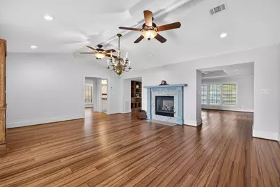 1109 Harbor View Drive, Galveston, TX 77550 - Photo 9