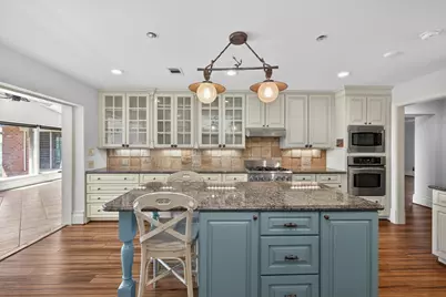 1109 Harbor View Drive, Galveston, TX 77550 - Photo 15