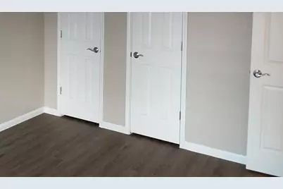 501 Henderson Ave, Palacios, TX 77465 - Photo 5