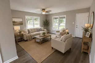 302 S 5th St, La Porte, TX 77571 - Photo 7
