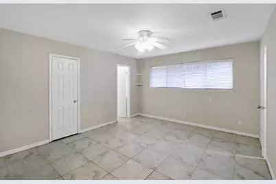 5554 Beechnut Street, Houston, TX 77096 - Photo 13