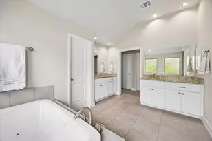 838 W 20th St, Houston, TX 77008 - Photo 17