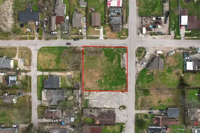 3813 Crane Street, Houston, TX 77026 - Photo 1