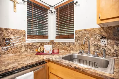 477 Lakeshore Drive, Hemphill, TX 75948 - Photo 21