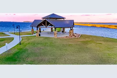 477 Lakeshore Drive, Hemphill, TX 75948 - Photo 13