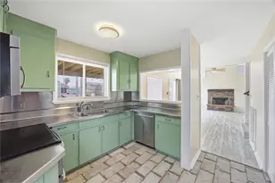 16717 Moby Dick, Jamaica Beach, TX 77554 - Photo 15