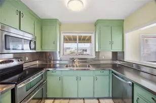 16717 Moby Dick, Jamaica Beach, TX 77554 - Photo 13