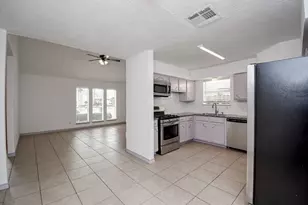 9426 Kingsvalley St, Houston, TX 77075 - Photo 17