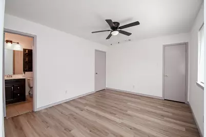 9426 Kingsvalley Street, Houston, TX 77075 - Photo 35