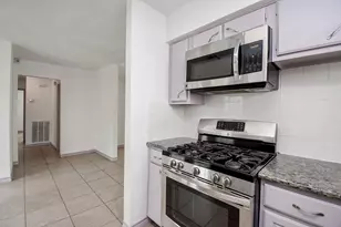 9426 Kingsvalley St, Houston, TX 77075 - Photo 23