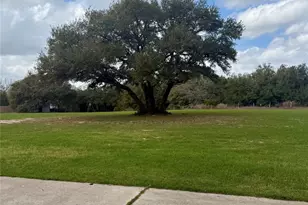 4473 Hwy 90 Unit A, Alleyton, TX 78935 - Photo 19