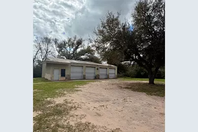 4473 Highway 90 Unit A, Alleyton, TX 78935 - Photo 11