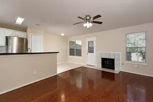 15 Marble Rock Pl, The Woodlands, TX 77382 - Photo 5