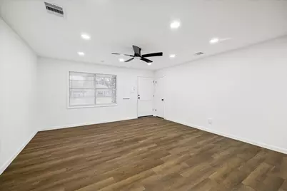 1306 Narcille Street, Baytown, TX 77520 - Photo 5