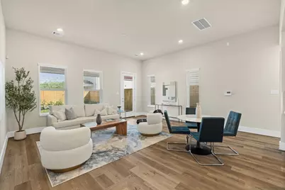 5622 Bertellis Lane, Houston, TX 77091 - Photo 5