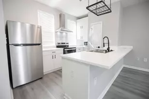 2519 Washington St, Waller, TX 77484 - Photo 7