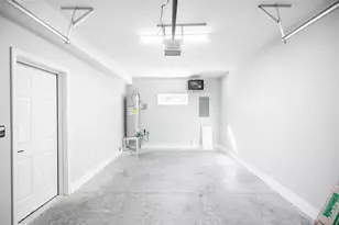 2519 Washington St, Waller, TX 77484 - Photo 5