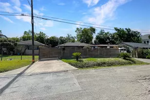 6811 St Augustine St, Houston, TX 77021 - Photo 19
