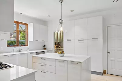 5703 Indian Circle, Houston, TX 77057 - Photo 11