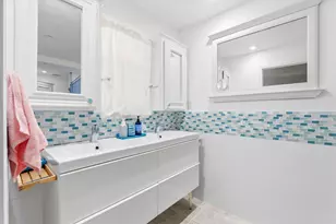 205 Don Q Ln, Baytown, TX 77523 - Photo 9
