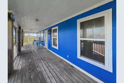 830 E Johnson Crawford Circle, Port Bolivar, TX 77650 - Photo 7