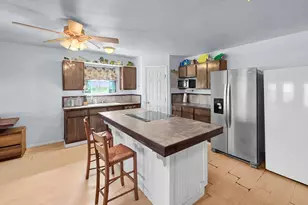 830 E Johnson Crawford Circle, Port Bolivar, TX 77650 - Photo 21