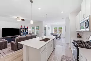 16221 Parish Pointe Ct, Conroe, TX 77302 - Photo 5