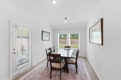 16221 Parish Pointe Ct, Conroe, TX 77302 - Photo 7