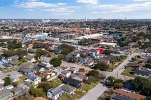 4612 Ave Q 1/2, Galveston, TX 77551 - Photo 35