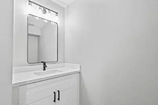 4612 Ave Q 1/2, Galveston, TX 77551 - Photo 5