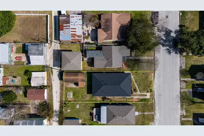 4612 Avenue Q 1/2, Galveston, TX 77551 - Photo 39